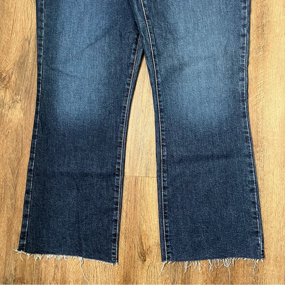 Universal Thread High Rise Bootcut Ankle Jean - Picture 6 of 12